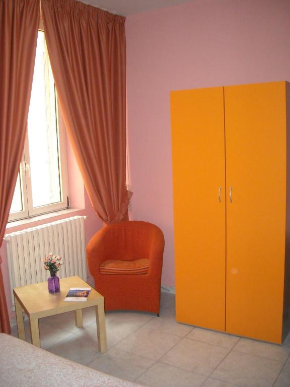 Hotel New Baby Caserta Ruang foto