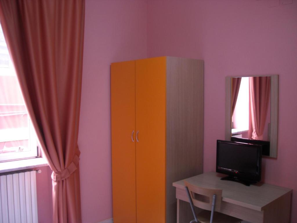 Hotel New Baby Caserta Ruang foto