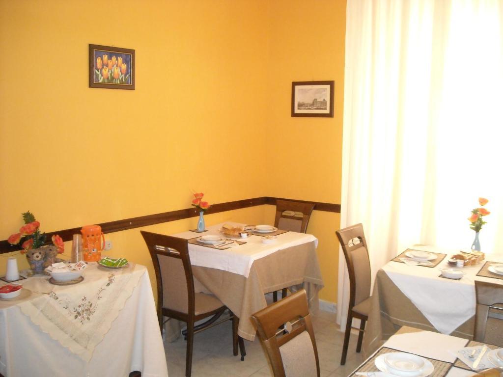 Hotel New Baby Caserta Bagian luar foto
